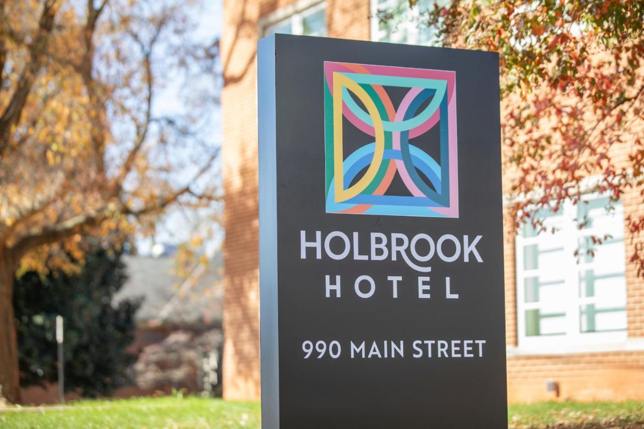 The Holbrook Hotel Danville Bagian luar foto