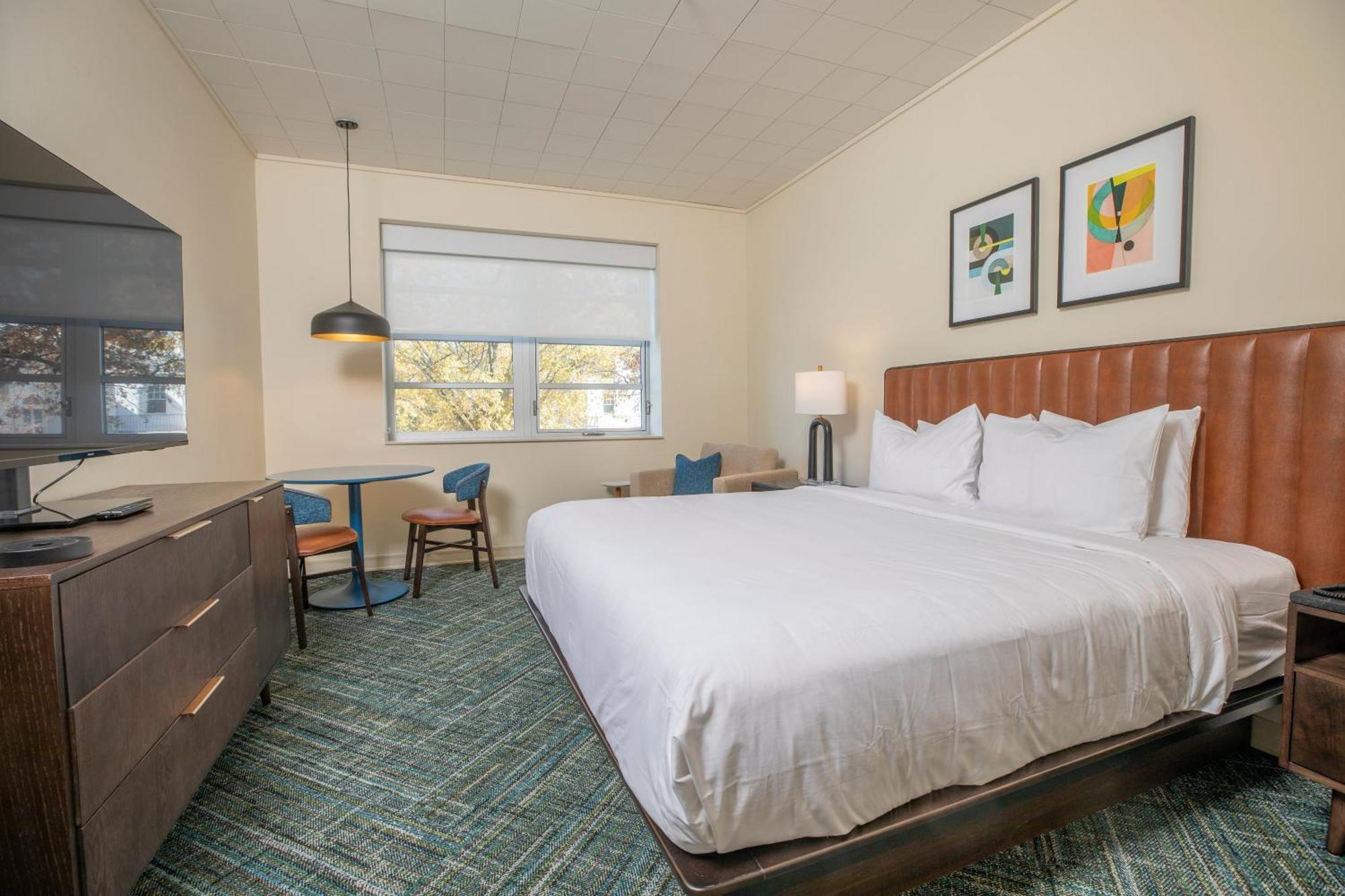 The Holbrook Hotel Danville Bagian luar foto
