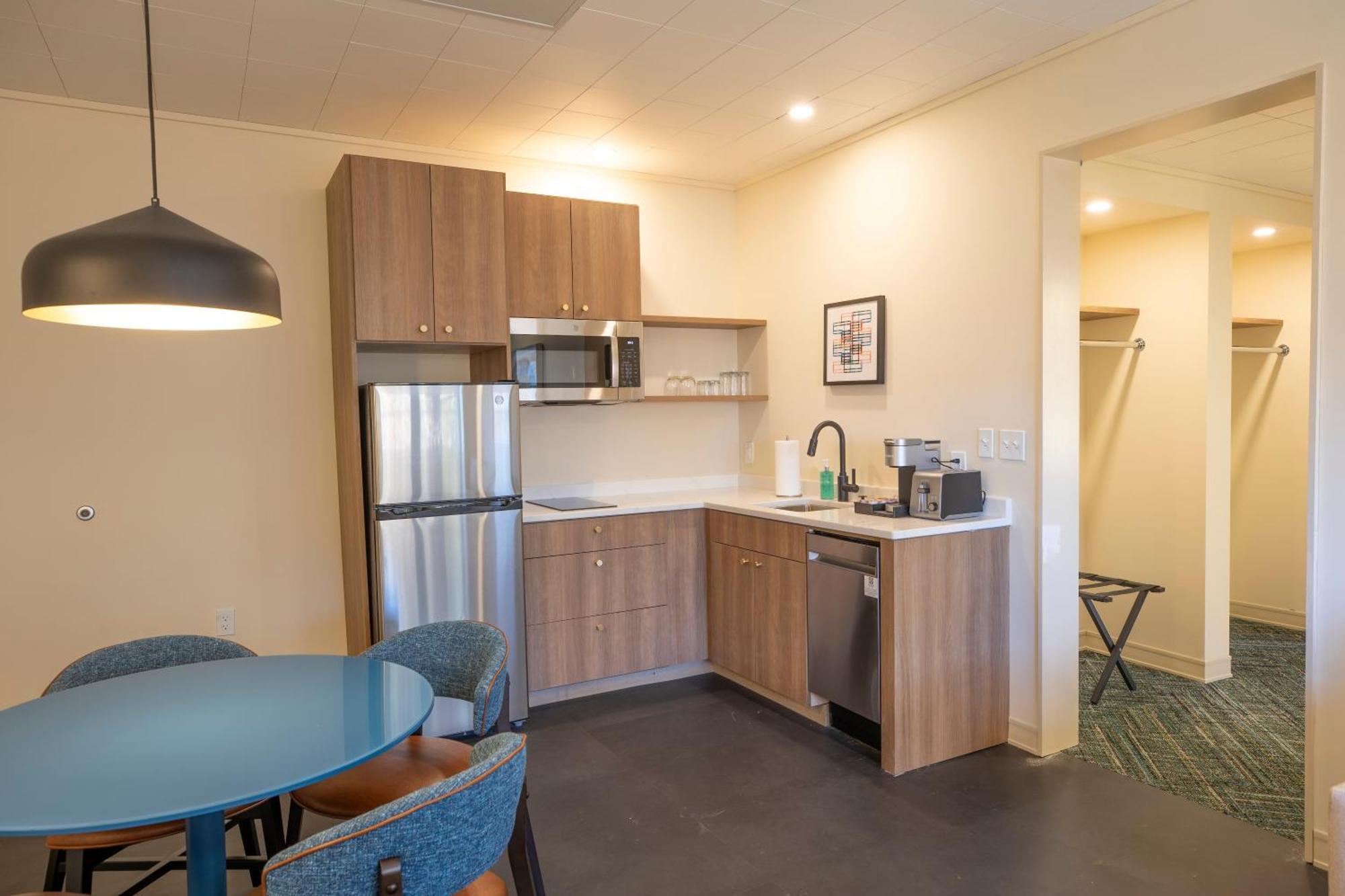 The Holbrook Hotel Danville Bagian luar foto