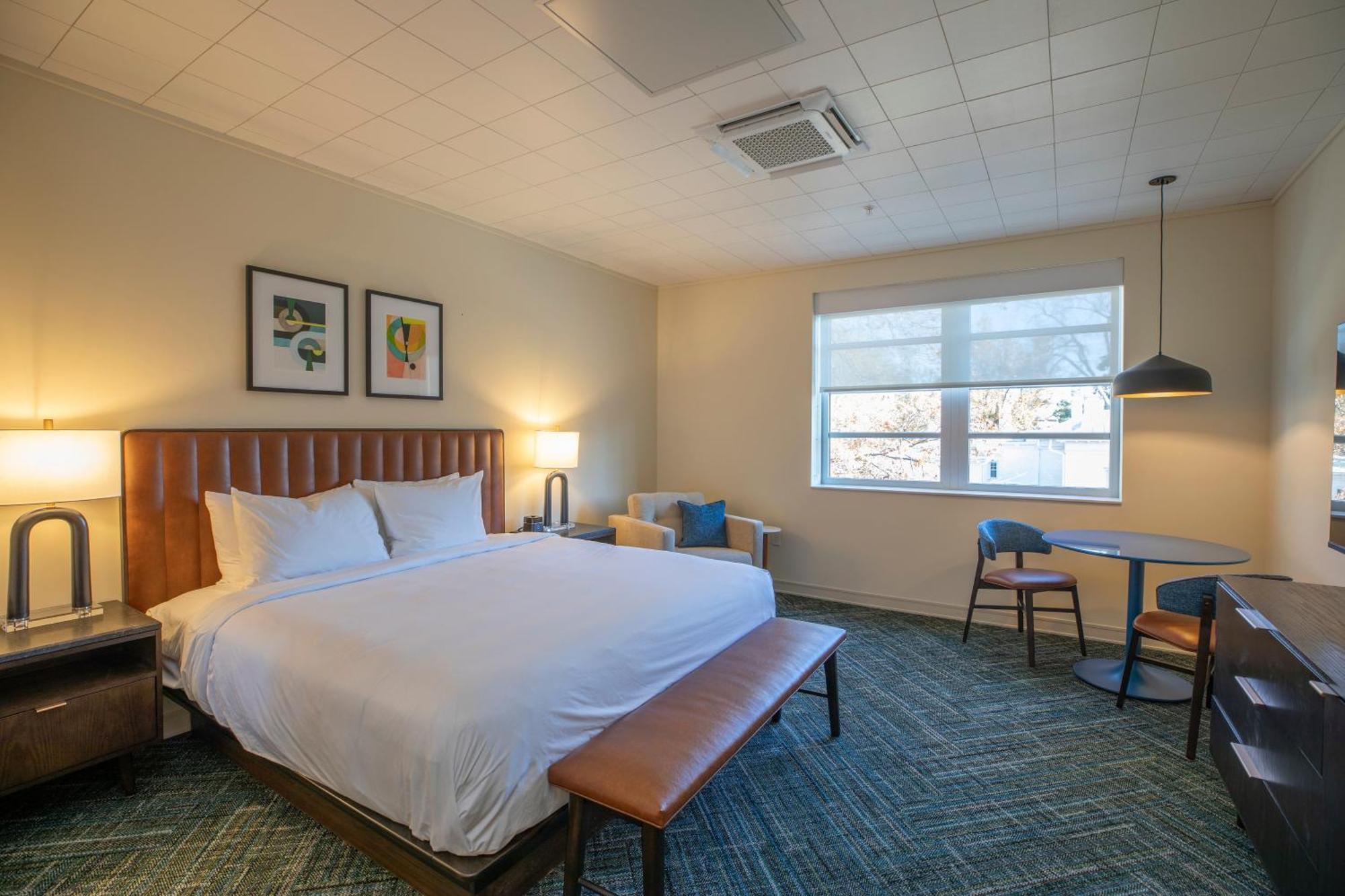 The Holbrook Hotel Danville Bagian luar foto