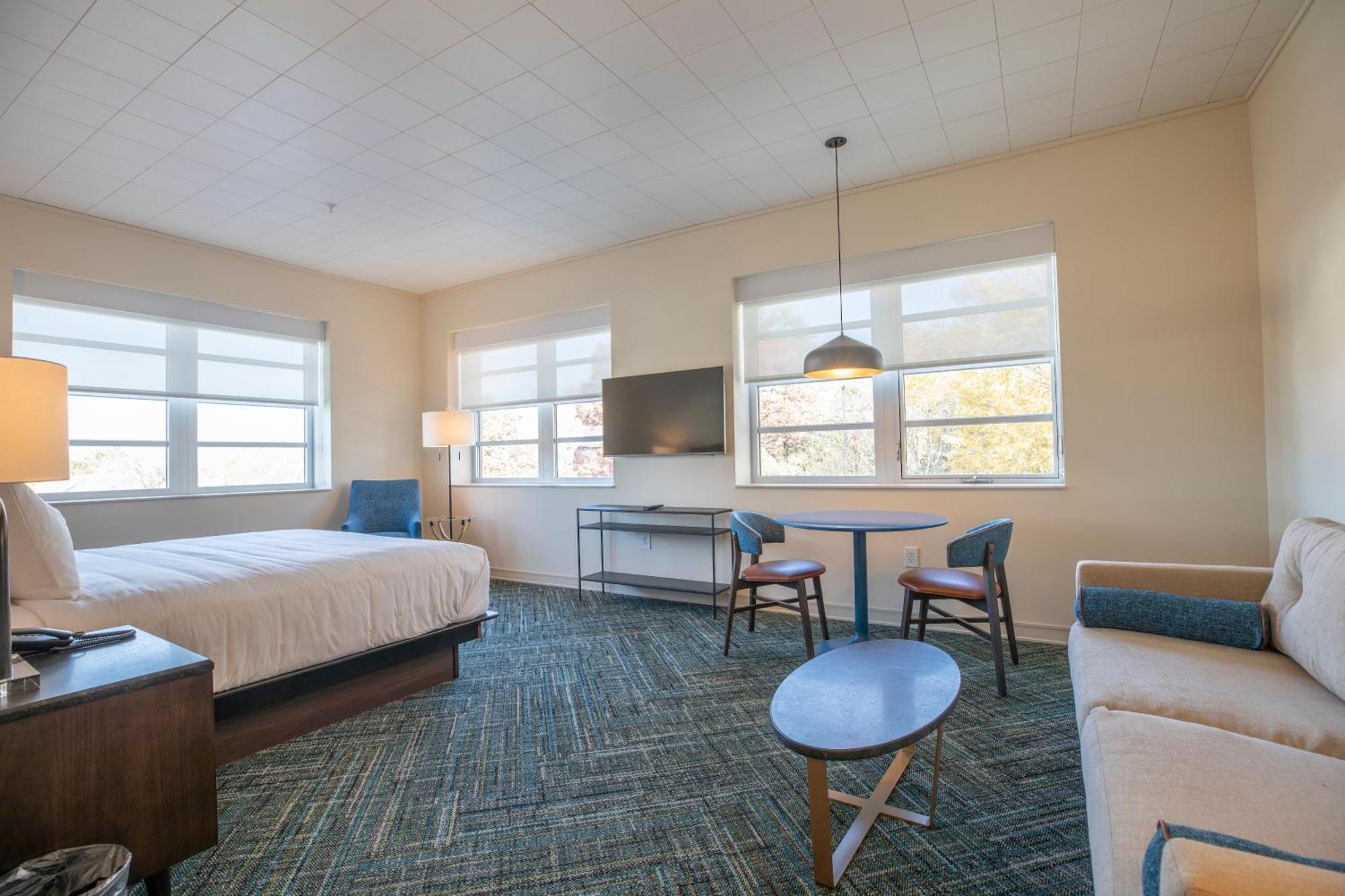 The Holbrook Hotel Danville Bagian luar foto