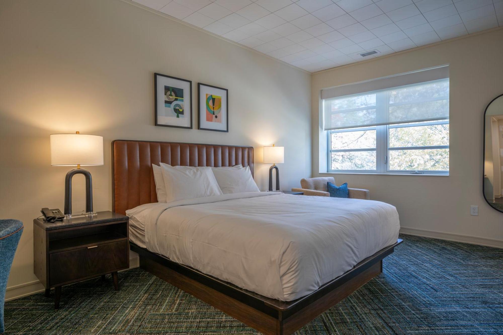 The Holbrook Hotel Danville Bagian luar foto